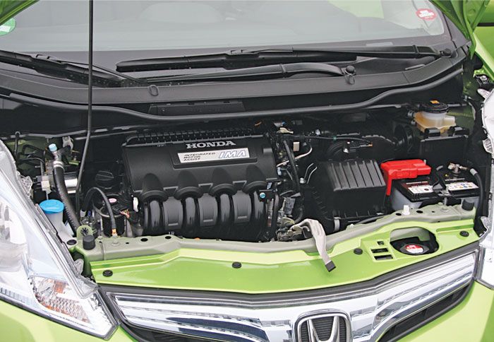Το υβριδικό σύστημα IMA του Honda Jazz Hybrid το καθιστά το μοναδικό, μέχρι στιγμής, όχημα του είδους στην κατηγορία του. 