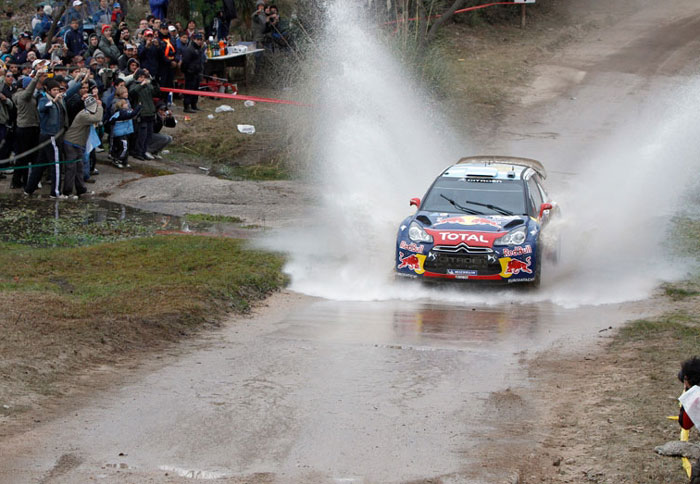 Νικητής ο Sebastien Loeb