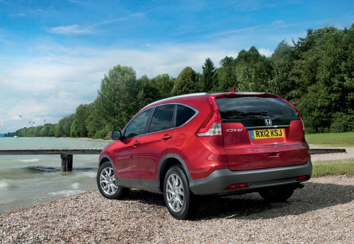 Με το νέο CR-V η Honda επιδιώκει μία χρυσή τομή, προσπαθώντας να τονώσει τα SUV πλεονεκτήματά του συνδυάζοντάς τα με αστικό οδηγικό προφίλ.