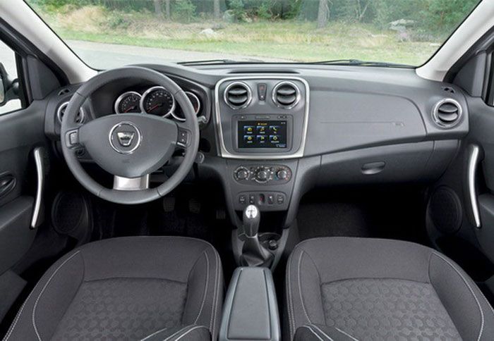 Αντίστοιχα αναβαθμισμένο δείχνει και το εσωτερικό του νέου Dacia Logan.