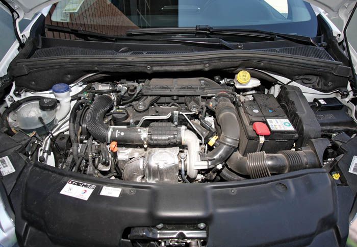 Με τη χρήση παράλληλου εγκεφάλου ο 1,4 HDi φτάνει τους 81 ίππους και τα 190 Nm ροπής