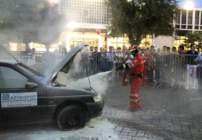 Ο κόσμος που παρακολούθησε την επίδειξη αποκόμισε σημαντικές γνώσεις και πληροφορίες. 