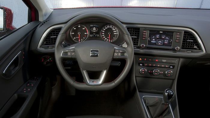 Καλή είναι η ποιότητα των υλικών και η συναρμογή στο εσωτερικό.