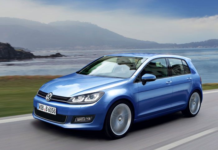 To νέο VW Golf υπόσχεται σημαντικές βελτιώσεις σε όλους τους τομείς και ειδικά στην κατανάλωση. (κατασκοπευτική φωτογραφία)