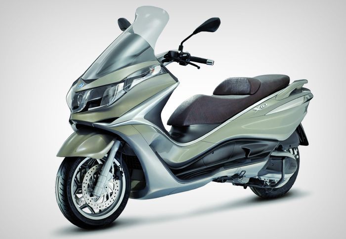 Το Χ10 θα είναι διαθέσιμο με τρεις κινητήρες καλύπτοντας έτσι ένα ευρύ φάσμα αναγκών.