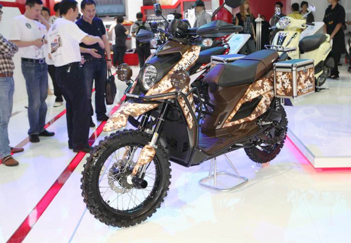 Με τις αλλαγές της ιαπωνικής εταιρίας το συγκεκριμένο concept δικαίως φέρει τα αρχικά ΤΤ στο όνομά του που μεταφράζονται σε Tout Terrain (παντός εδάφο