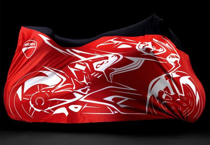 Μια έκδοση SP για το Ducati Panigale σημαίνει ακόμη πιο εξωτικά περιφερειακά και περισσότερο γκάζι. Προς το παρόν πάντως τίποτα δεν επιβεβαιώνεται.