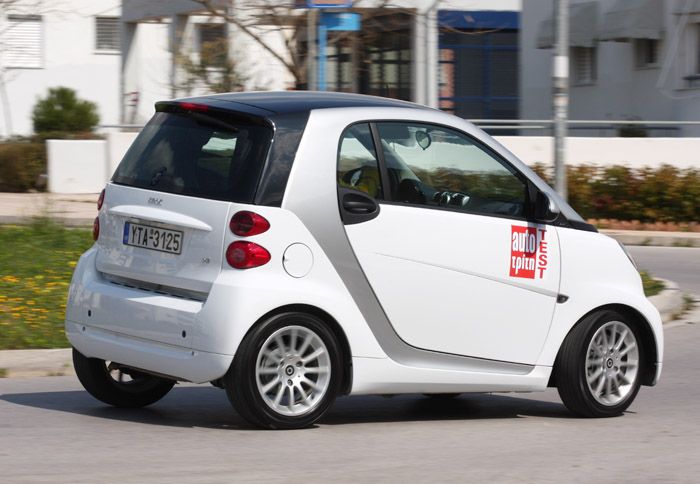 Ιδιαίτερα ευέλικτο είναι το fortwo, ωστόσο η ανάρτησή του παρέχει μέτρια άνεση. 