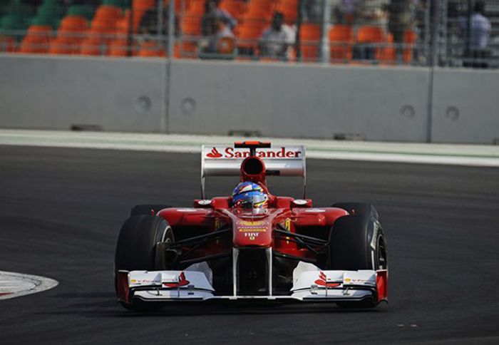 Η Ferrari απέτυχε στα πρώτα crash test του μονοθέσιού της.
