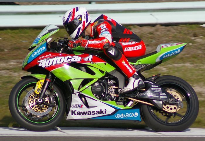 O Lascorz θα παραμείνει στην εντατική του νοσοκομείου Vall dΆHebron της Βαρκελώνης σε καταστολή.
