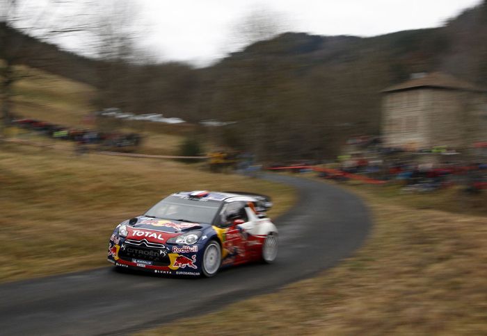 Ο Sebastien Loeb πατάει σταθερά διατηρώντας τη διαφορά από τους υπόλοιπους.