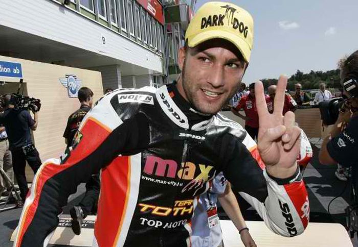 Ο Mattia Pasini θα βρίσκεται από σήμερα στην πίστα της Βαλένθια με την ομάδα της Speed Master.