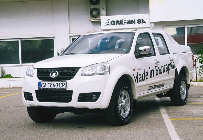 ...ενώ η γκάμα συμπληρώνεται από το Steed 5. 