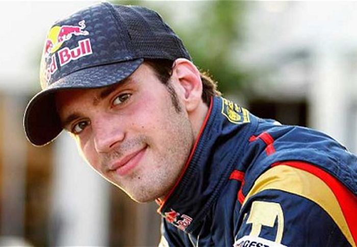 Ο Jean-Eric Vergne πρώτη φορά βίωσε τα κανονικά pit stop.