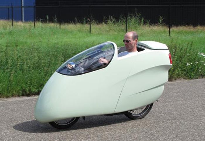 Με κατανάλωση 1,01 λίτρα/100 χλμ. αυτό είναι το οικονομικότερο Innova ever! Και με σταθερή ταχύτητα μάλιστα κοντά στα 90 χλμ./ώρα.
