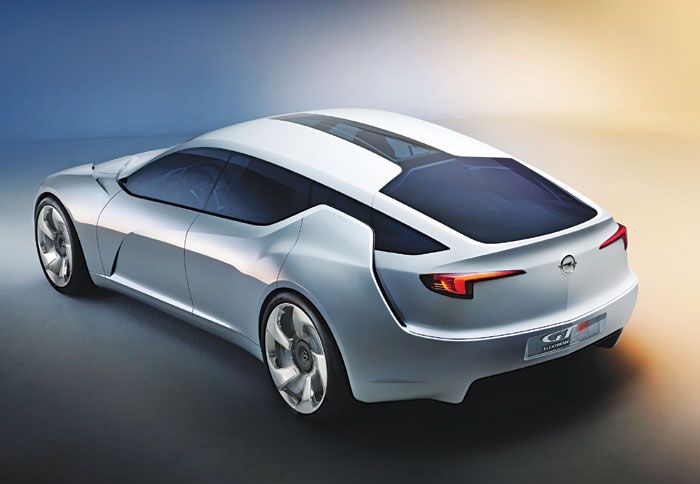 Το εικονιζόμενο πρωτότυπο Flextreme GT/E της Opel, που παρουσιάστηκε πριν 2 χρόνια στη Γενεύη, είναι αυτό που μας οδηγεί στη νέα γενιά του Opel Insign