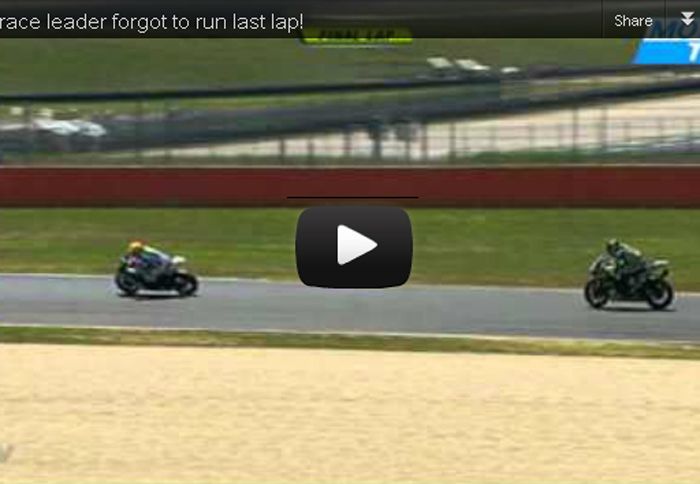 Ο Ricciardo Russo πανηγύρισε έναν γύρο πιο νωρίς την… «νίκη» του.
