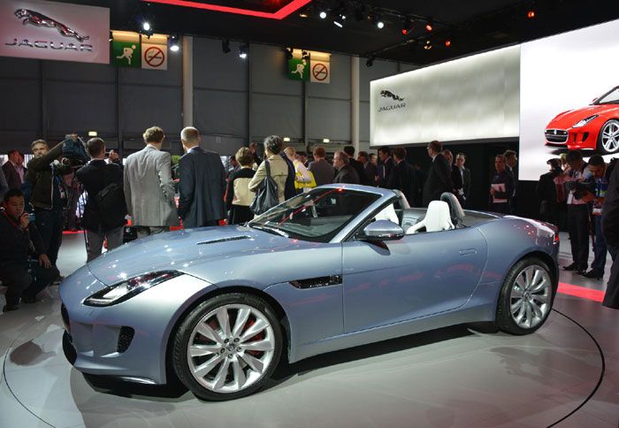 Μετά από πολλά χρόνια αναμονής, η Jaguar F-Type στο προσκήνιο!