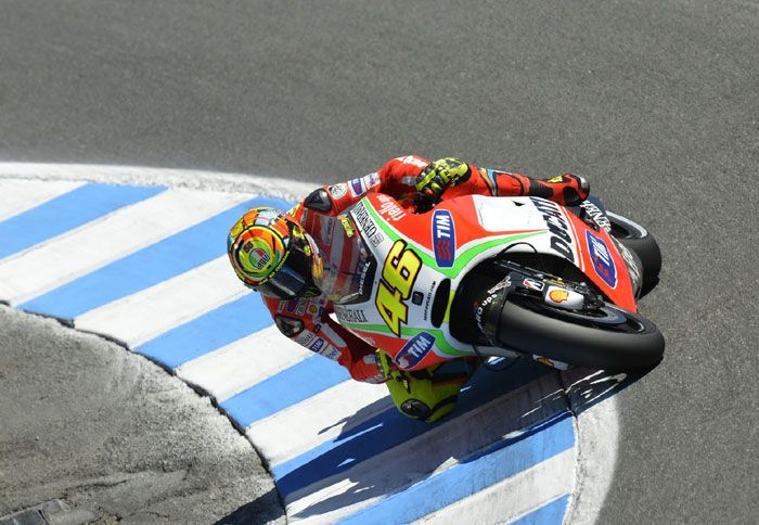 Προσπάθησε, ίδρωσε, έπεσε, έπεσε ξανά, δοκίμασε τα πάντα, όμως η Ducati δεν κατάφερε να γίνει ανταγωνιστική όσο έπρεπε, ώστε να πρωταγωνιστήσει.