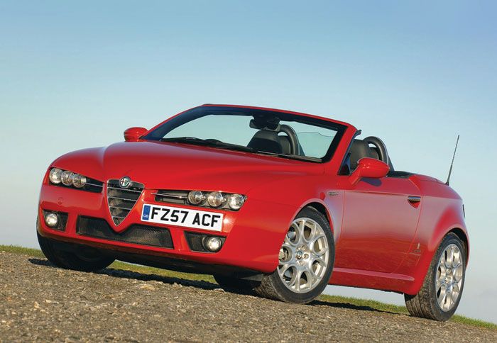 Η 6η γενιά Spider του σήμερα, διατηρεί την κίνηση στους μπροστινούς τροχούς.