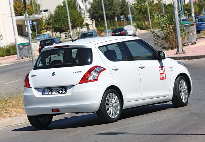 Πολύ ισορροπημένο παρουσιάζεται στο δρόμο το πετρελαιοκίνητο Swift, καθώς είναι άνετο, ξεκούραστο και ασφαλές σε κάθε διαδρομή.
