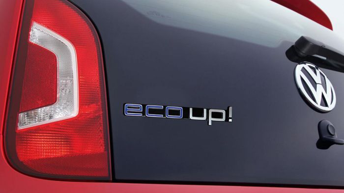 Στο πίσω μέρος του up! έχει διακριτικά τοποθετηθεί με ίδια γραμματοσειρά η λέξη eco.