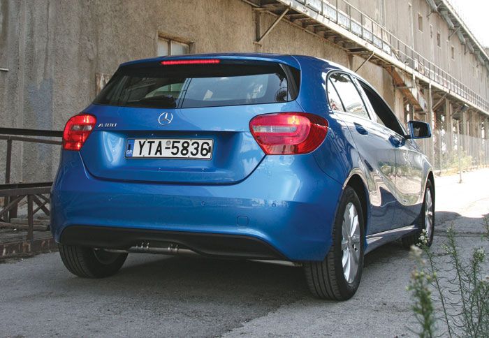 Η ικανοποίηση για την επιλογή της νέας Mercedes A-Class ξεκινάει από αυτό που βλέπεις. Η πράξη επιβεβαιώνει τις εντυπώσεις. 