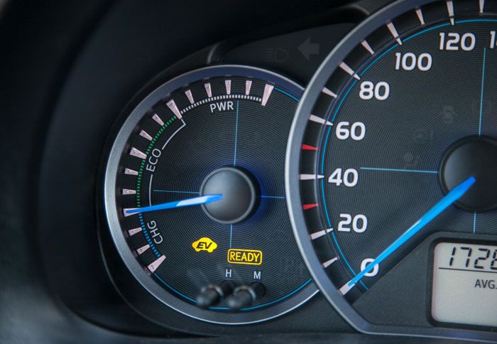 Για μικρές αποστάσεις το Yaris Hybrid μπορεί να κινείται και σε αμιγώς ηλεκτρική λειτουργία.