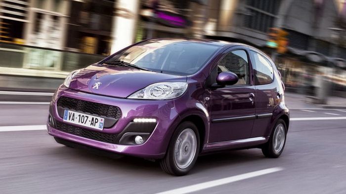 Από το 2005, έχουν πουληθεί περισσότερα από 2 εκατ. οχήματα συνολικά, καθιερώνοντας τα Toyota Aygo, Peugeot 107 (εδώ εικονίζεται το υπάρχον μοντέλο) κ