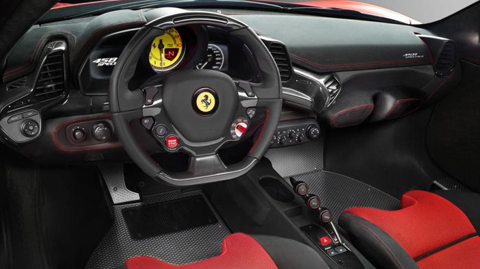 H Ferrari 458 Speciale είναι σχεδιαστικό προϊόν σε συνεργασία με τον οίκο Pininfarina, ο οποίος ανέλαβε τις στιλιστικές λεπτομέρειες και ορισμένες παρ