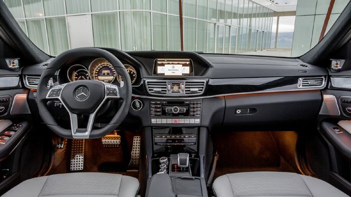 Η φροντίδα της AMG είναι εμφανής και στο εσωτερικό της E63.
