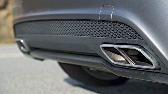 Οι εξατμίσεις ακούγονται υπέροχα σε όλο το φάσμα στροφών!