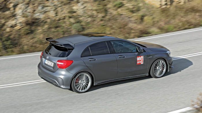 Η εμφάνιση της Α45 είναι απλά καθηλωτική. Ειδικά σε αυτό το ματ χρώμα θυμίζει μαχητικό. 