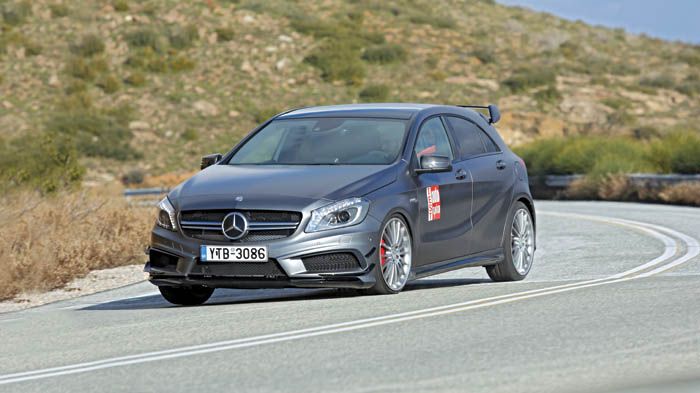 Το exotic «Mountain grey mango» χρώμα, σε συνδυασμό με τη θηριώδη αεροτομή στο πίσω μέρος και τον νέο εμπρός προφυλακτήρα και τις 19αρες ζάντες, ολοκλ