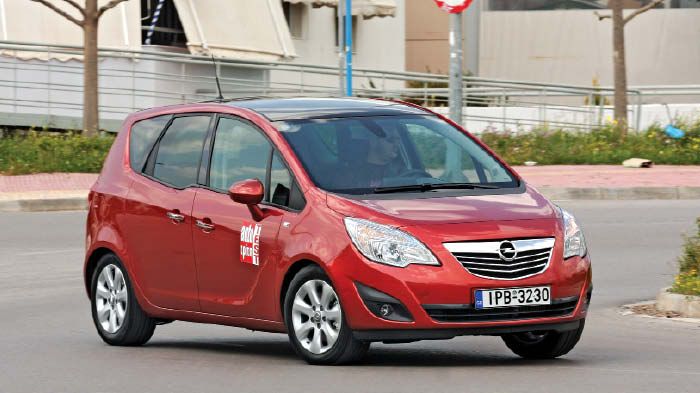 Χρονικά πρώτα είχε προκύψει το Opel Meriva, με τις πίσω πόρτες να ανοίγουν σε αντίθετη φορά με τις μπροστινές, χάρη στο σύστημα FlexDoors.