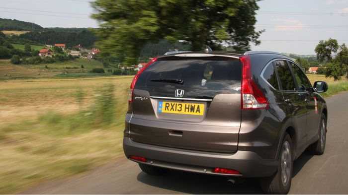 Με το προσθιοκίνητο CR-V η Honda θέλει να προσεγγίσει το κοινό που ζητά ένα πιο προσιτό οικονομικά crossover.