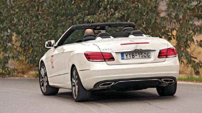 Η οδηγική συμπεριφορά της Ε200 Cabriolet είναι πολύ καλή, με εμφανή προσανατολισμό την άνεση και την ασφάλεια. 