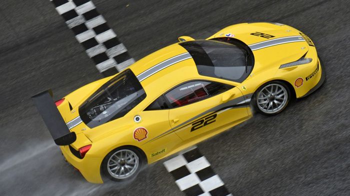 Η Ferrari επισημοποίησε τη νέα αναβαθμισμένη 458 Challenge Evoluzione με μια καινούργια teaser εικόνα, χωρίς να δώσει πολλά στοιχεία στη δημοσιότητα γ