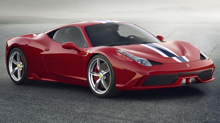 Η Ferrari έχει δώσει ιδιαίτερη έμφαση στην αεροδυναμική του οχήματος. Ενδεικτικά, το μοντέλο φέρει ενεργά αεροδυναμικά βοηθήματα (πτερύγια κτλ.) για τ