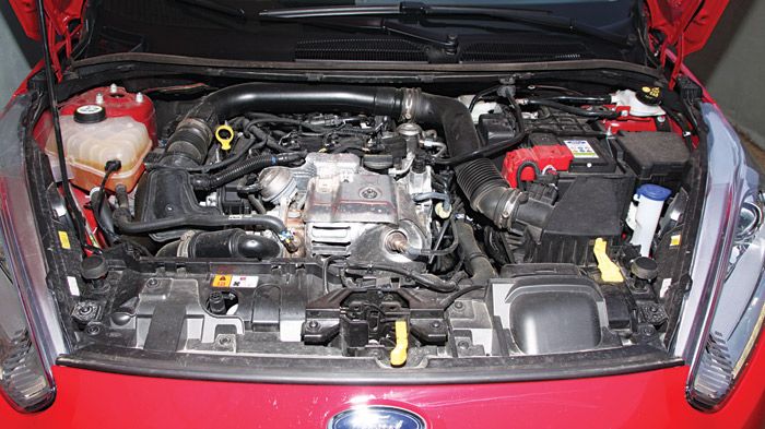 «Τσιμπάει» σε κατανάλωση αν 
πιεστεί, αλλά ο κινητήρας είναι «ορεξάτος» σε όλη την κλίμακα στροφών.