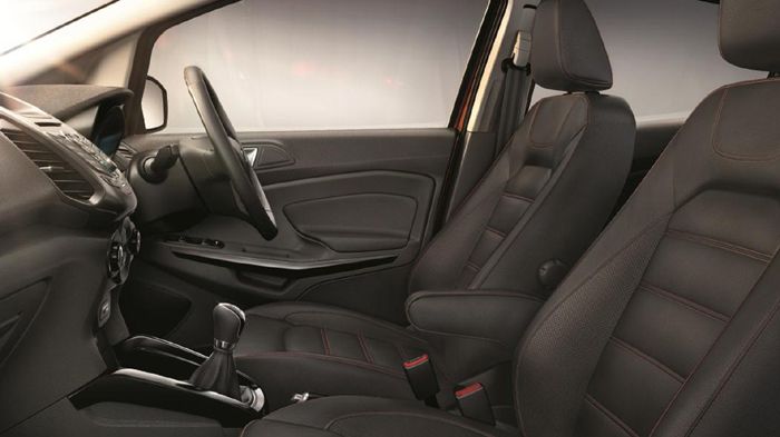 Η εν λόγω έκδοση του Ford EcoSport θα διαθέτει το «Sync AppLink infotainment system», που περιλαμβάνει όλη τη συνδεσιμότητα κι «επαφή», μέσω applicati