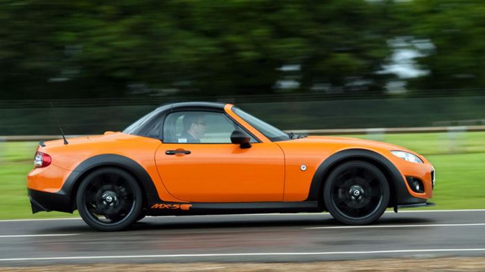 Το Mazda MX-5 GT concept θα μπει στην παραγωγή σύντομα και όταν λανσαριστεί αναμένεται να κοστίζει λιγότερο από 29.000 ευρώ (τουλάχιστον στην Αγγλία).