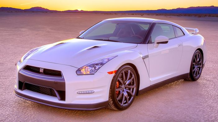 Το επόμενο Nissan GT-R αναμένεται να λανσαριστεί το 2015, ενσωματώνοντας νέες, «πράσινες» τεχνολογίες, κατά τον επικεφαλής της φίρμας, Andy Palmer. (ε