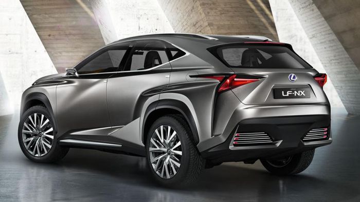 Μηχανικά, αναμένουμε να δούμε τον 4κύλινδρο 2,5 λτ. βενζινοκινητήρα -που συνδυάζεται με έναν ισχυρό ηλεκτροκινητήρα- και τον 4κύλινδρο διπλό turbo 2λι