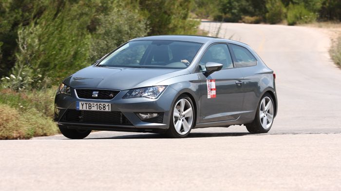 Η νέα γενιά Leon Cupra, έπειτα από το εικονιζόμενο Leon SC που ήδη κυκλοφορεί,  θα λανσαριστεί αρχές του 2014 κι η Seat επιθυμεί να βγάλει και την R ε
