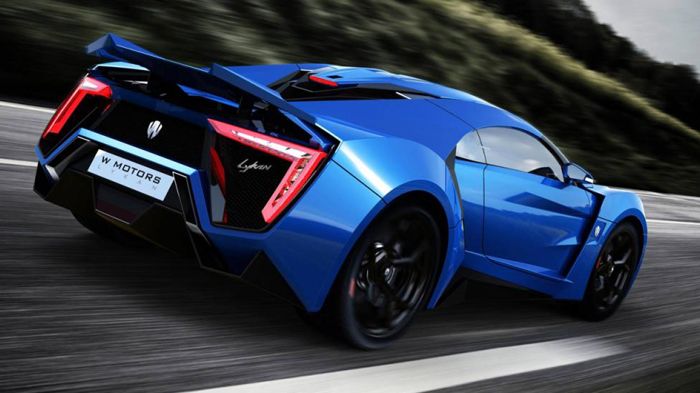 Κάτω από το καπό του Lykan Hypersport, βρίσκουμε έναν διπλό turbo 3,7 λτ. 6κύλινδρο κινητήρα, που παράγει 770 ίππους και 1.000 Nm ροπής.