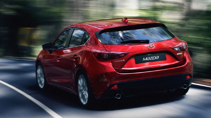 Το αμάξωμα του νέου Mazda 3 είναι ελαφρώς μεγαλύτερο από αυτό της προηγούμενης γενιάς, αν και μόλις 1.190 κιλά.