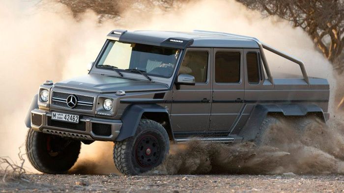 Η νέα 6τροχη Mercedes G63 AMG θα κοστίζει 451.010 ευρώ στη Γερμανία, ενώ θα λανσαριστεί από τις αρχές του επόμενου έτους.