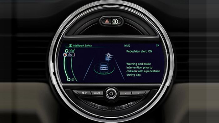 Το νέο couper, μεταξύ άλλων, θα διαθέτει και ένα σύστημα, με το οποίο θα ρυθμίζονται οι προβολείς του μοντέλου, σύμφωνα με τις συνθήκες οδήγησης και τ