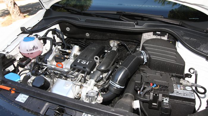 Εφοδιασμένος με turbo και άμεσο ψεκασμό, ο 1,2 TSI κινητήρας του Polo διακρίνεται για τις επιδόσεις που προσφέρει.